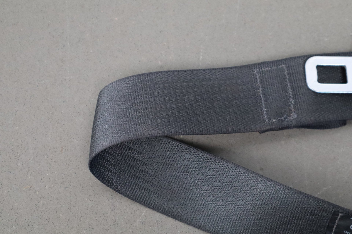 2014-21 Jeep Grand Cherokee SRT Left Rear Seat Belt Black X9