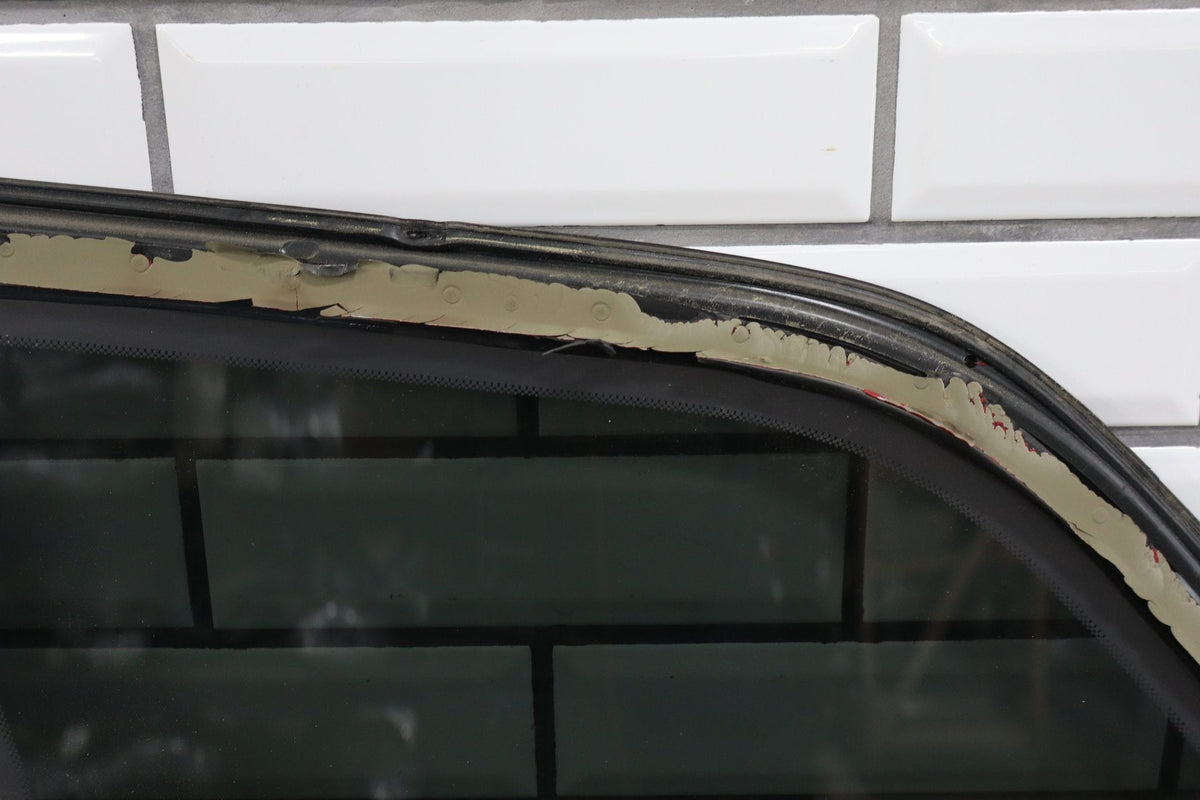 2014-21 Jeep Grand Cherokee SRT Right Quarter Glass 68210919AB