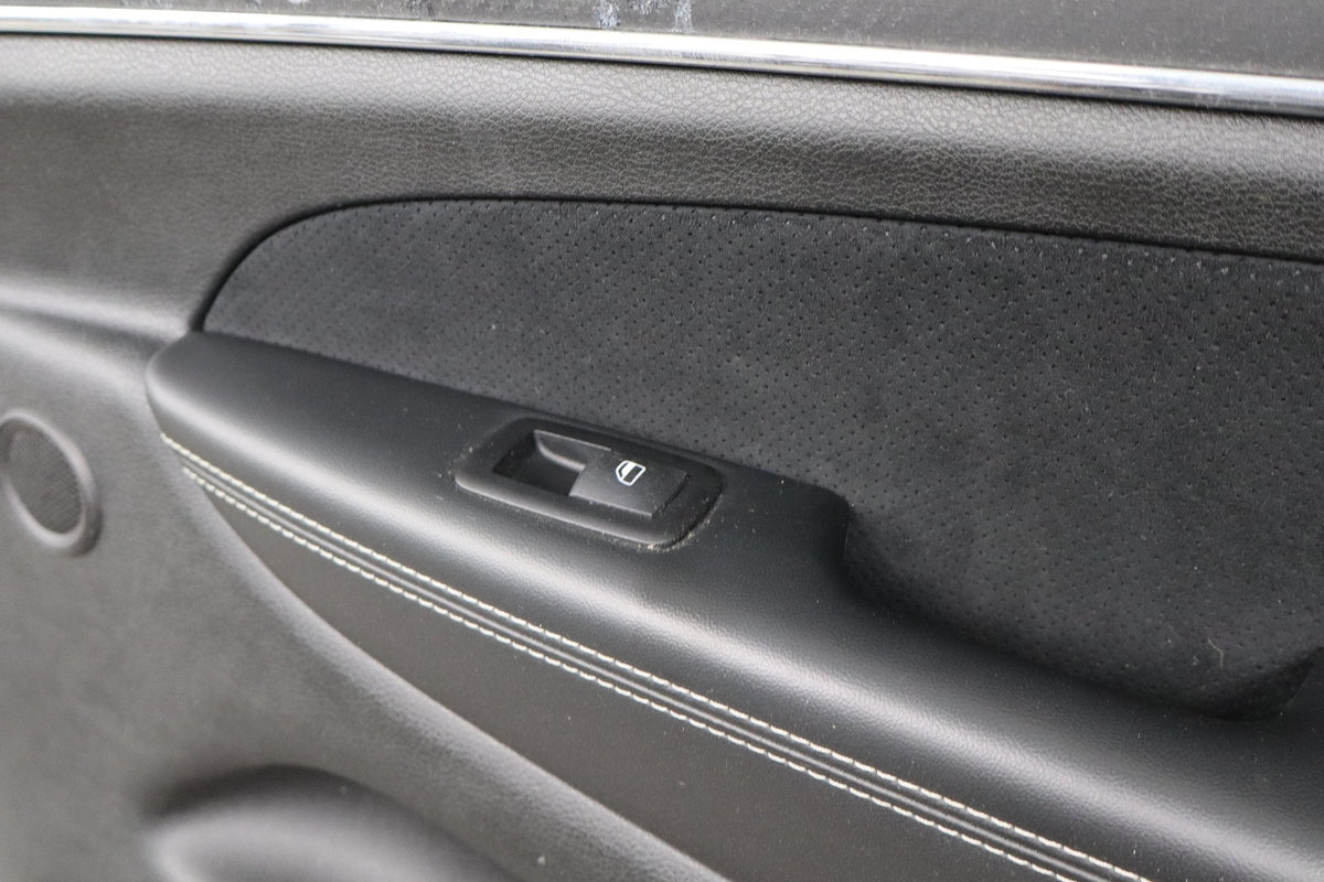 2014-21 Jeep Grand Cherokee SRT Right Rear Door Panel Black X9