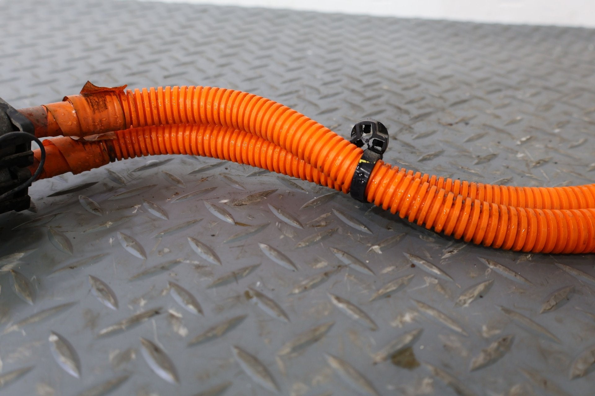 2014 Cadillac ELR- Battery Cable