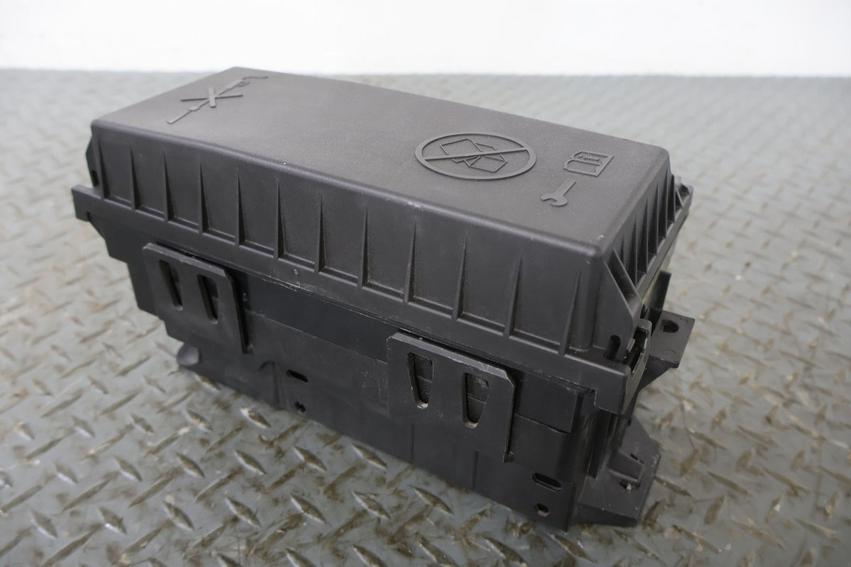 2014 Cadillac ELR- Engine Fuse Box