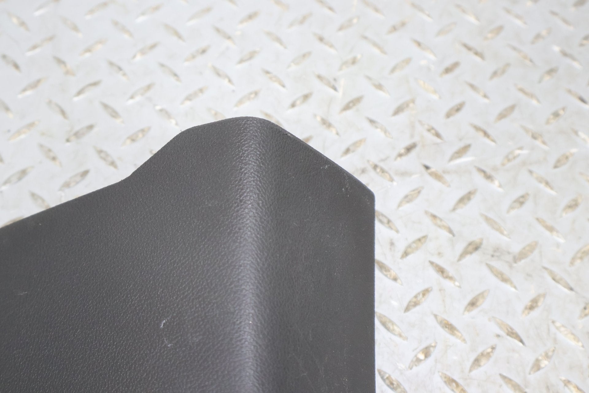 2014 Cadillac ELR- Kick Panel