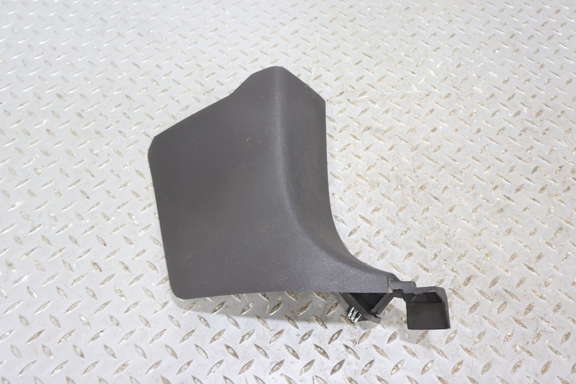 2014 Cadillac ELR- Kick Panel