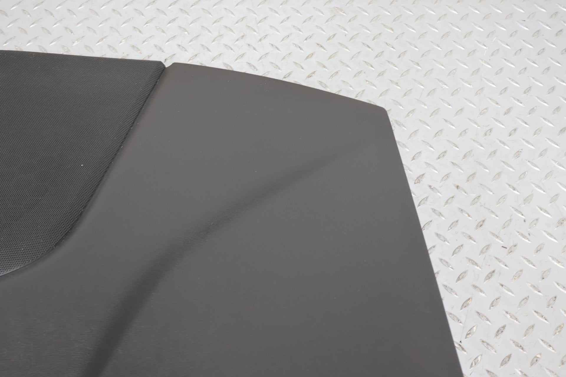 2014 Cadillac ELR- Parcel Shelf