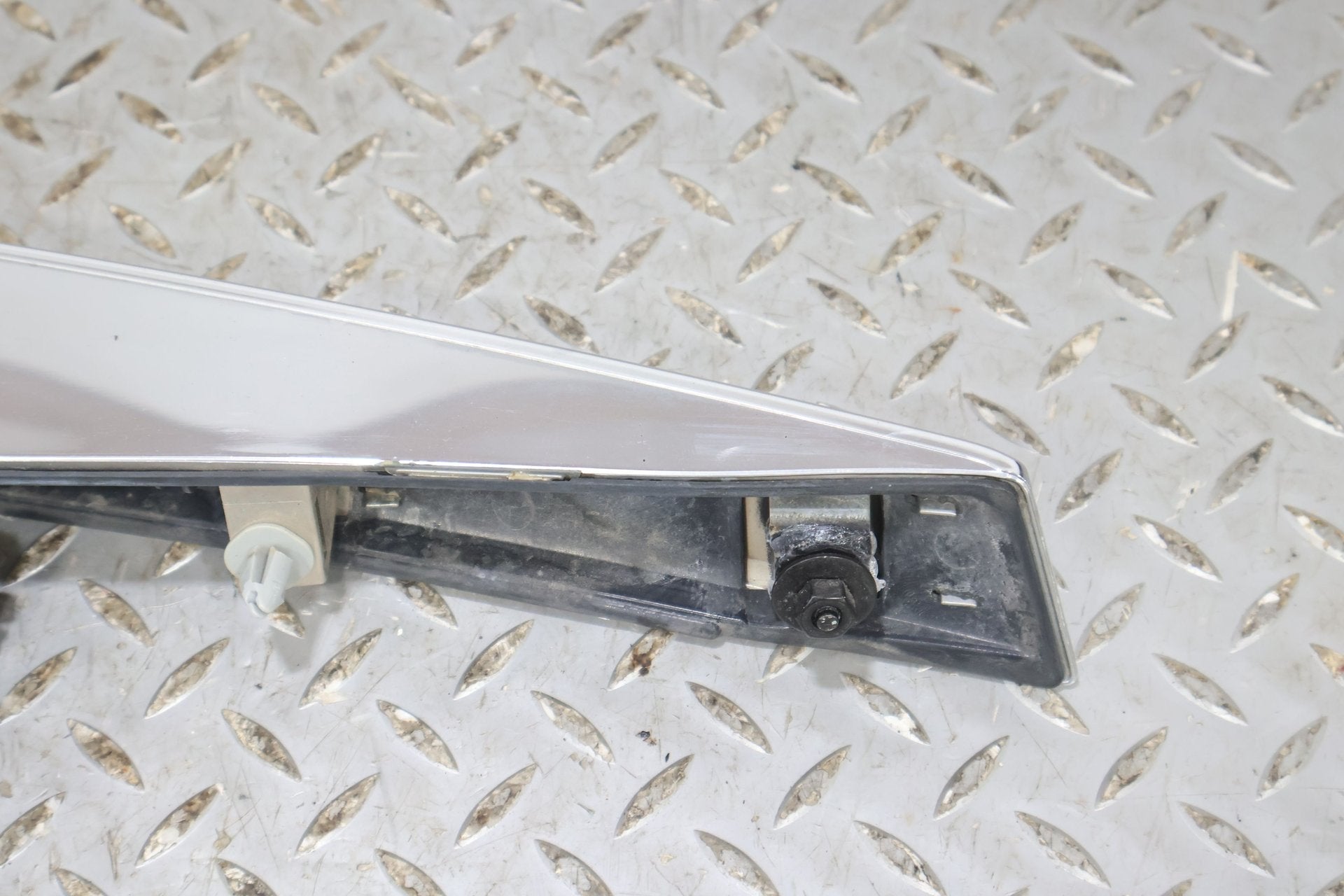 2014 Cadillac ELR- Tail Finish Panel