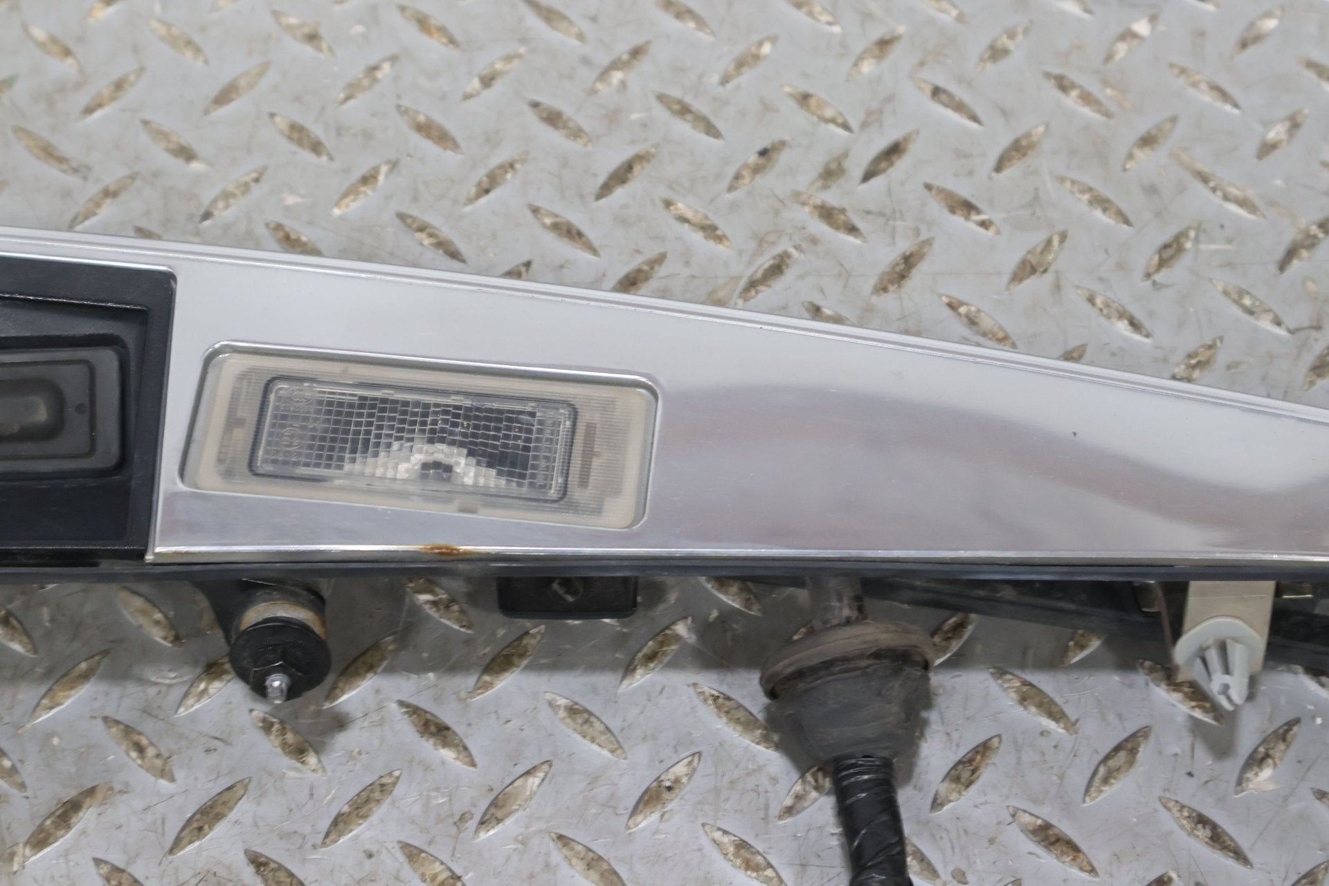 2014 Cadillac ELR- Tail Finish Panel