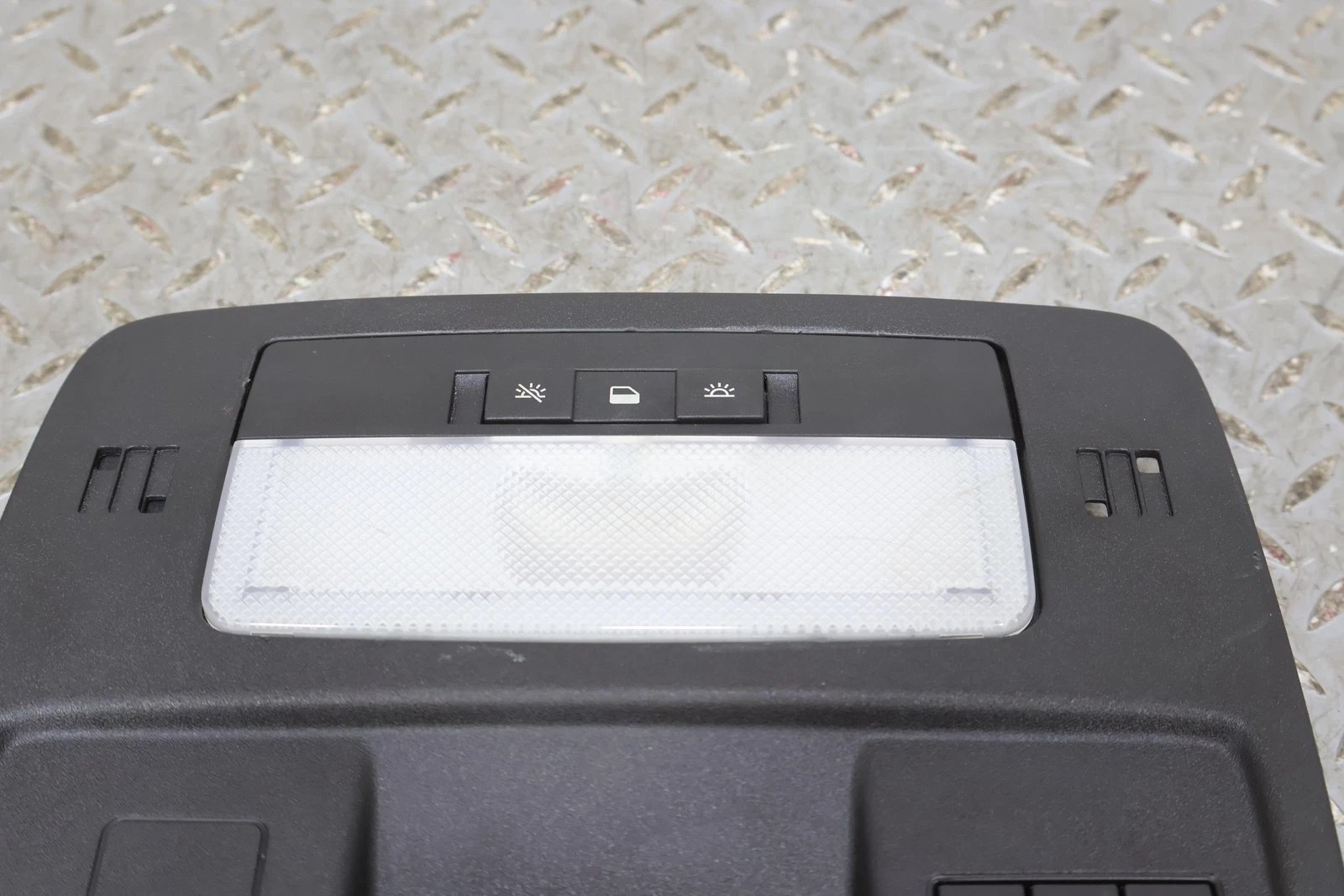 2014 Chevrolet Camaro- Front Console
