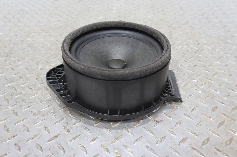 2014 Chevrolet Camaro- Speakers