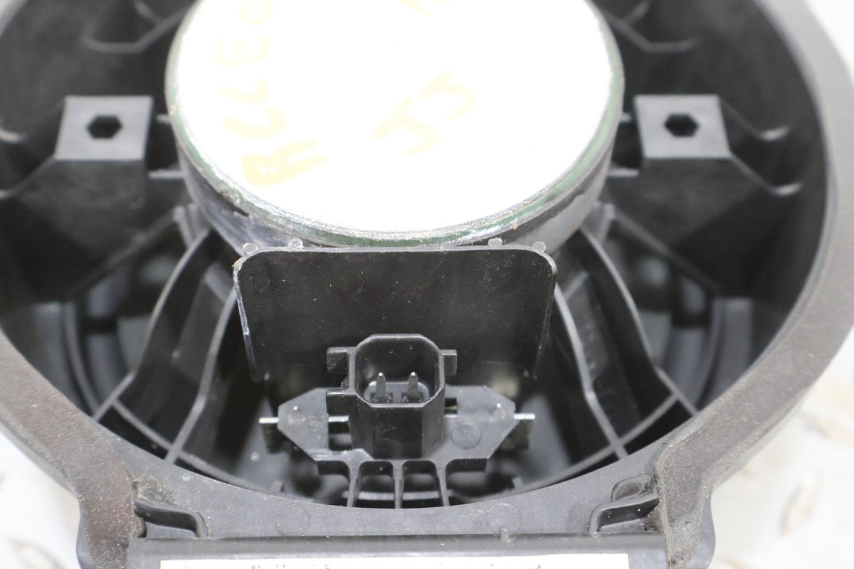 2014 Chevrolet Camaro- Speakers