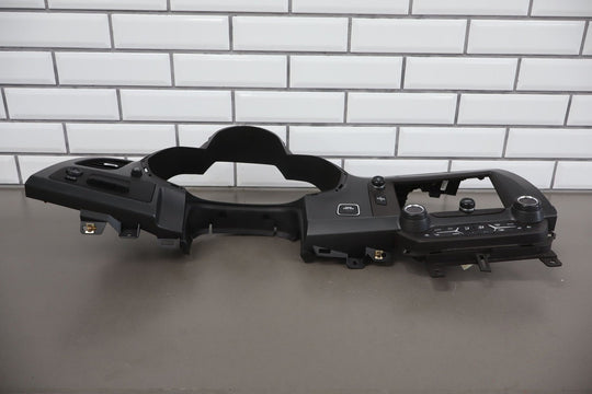 2014 Chevrolet Corvette Auto Temperature & Radio Controls