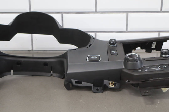 2014 Chevrolet Corvette Auto Temperature & Radio Controls