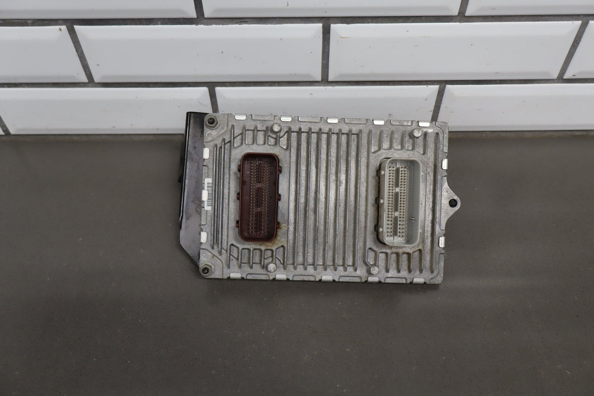 2014 Dodge Challenger 5.7LL Engine Computer