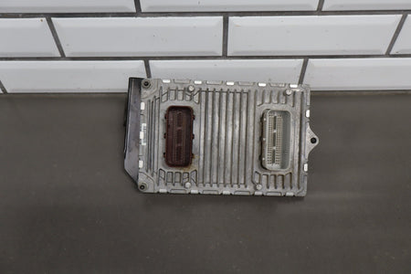 2014 Dodge Challenger 5.7LL Engine Computer