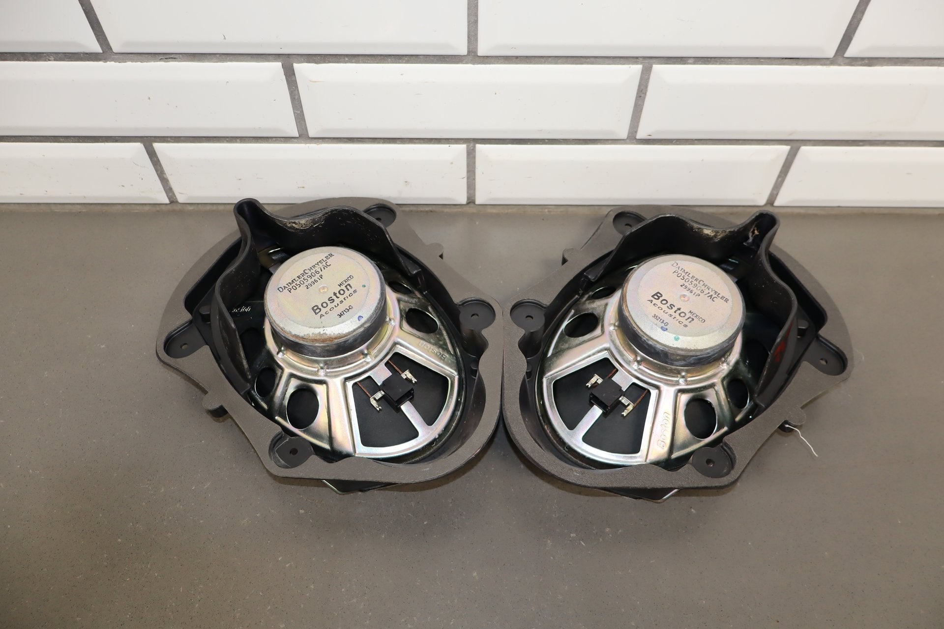 2014 Dodge Challenger Boston Acoustic Speaker Set OEM Tested