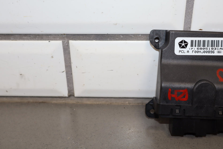 2014 Dodge Challenger Door Control Module OEM