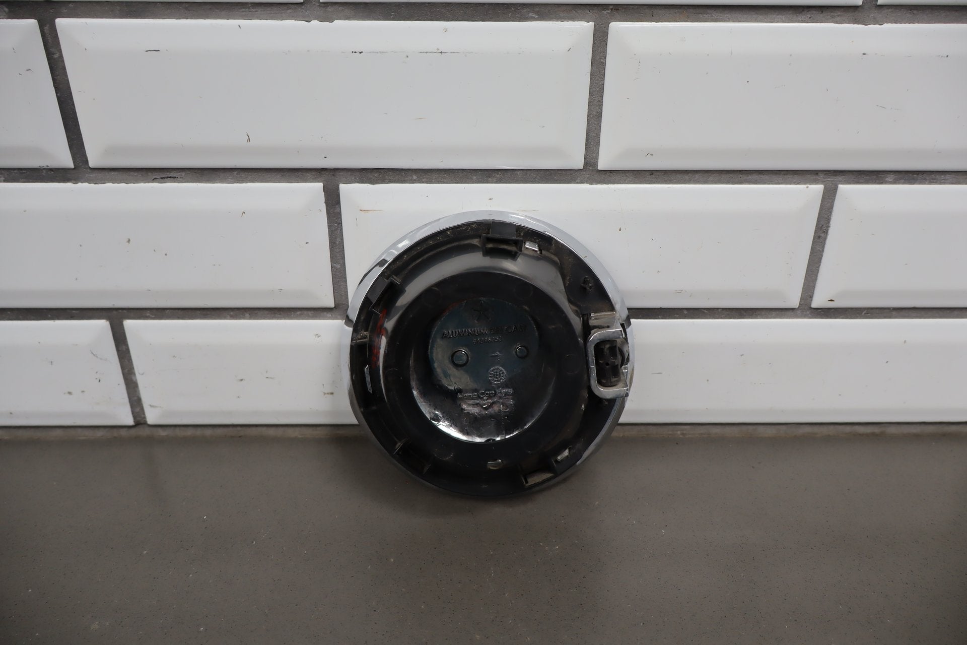 2014 Dodge Challenger Fuel Filler Door Ivory Tricoat Pearl PWD