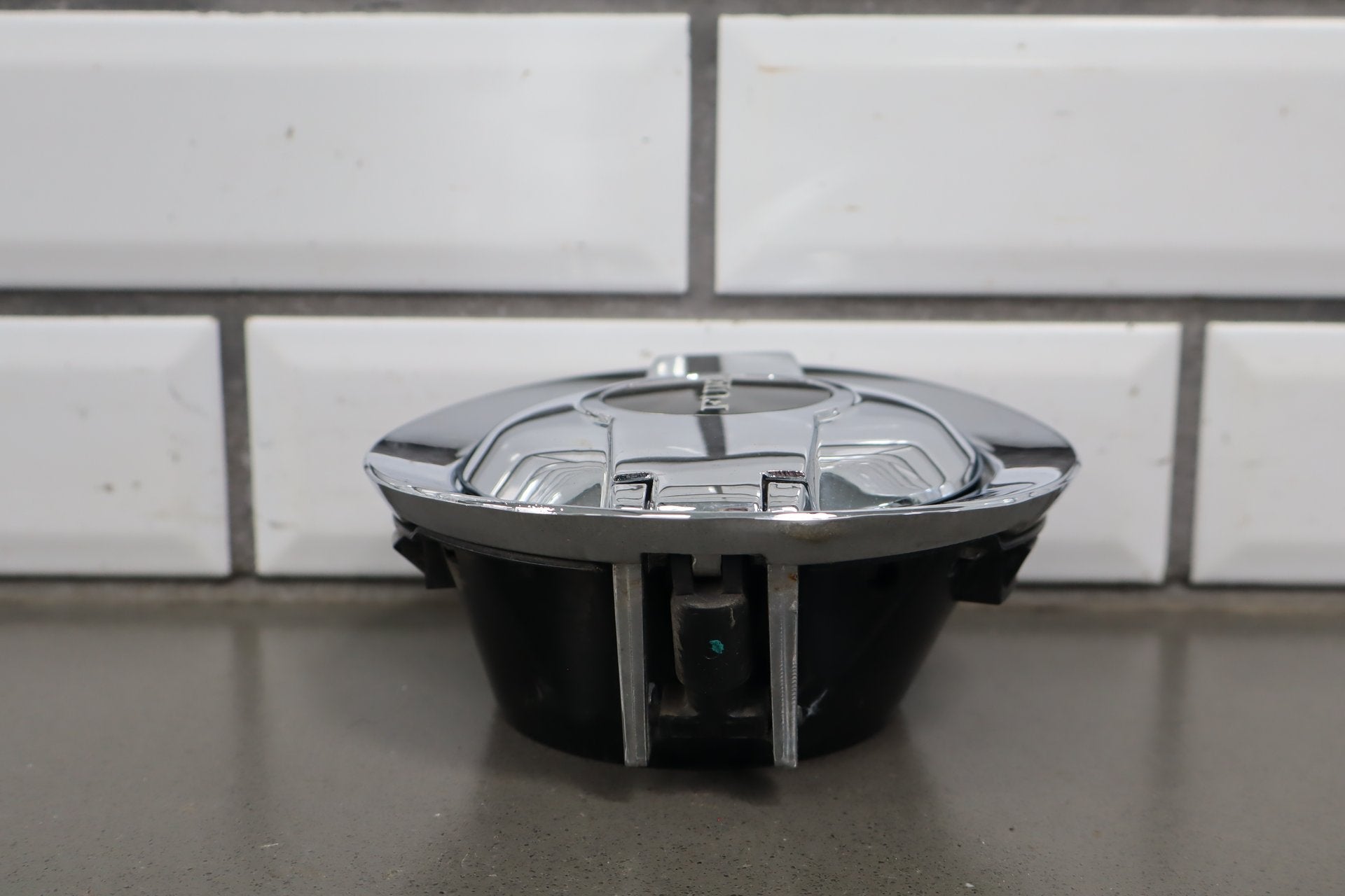 2014 Dodge Challenger Fuel Filler Door Ivory Tricoat Pearl PWD