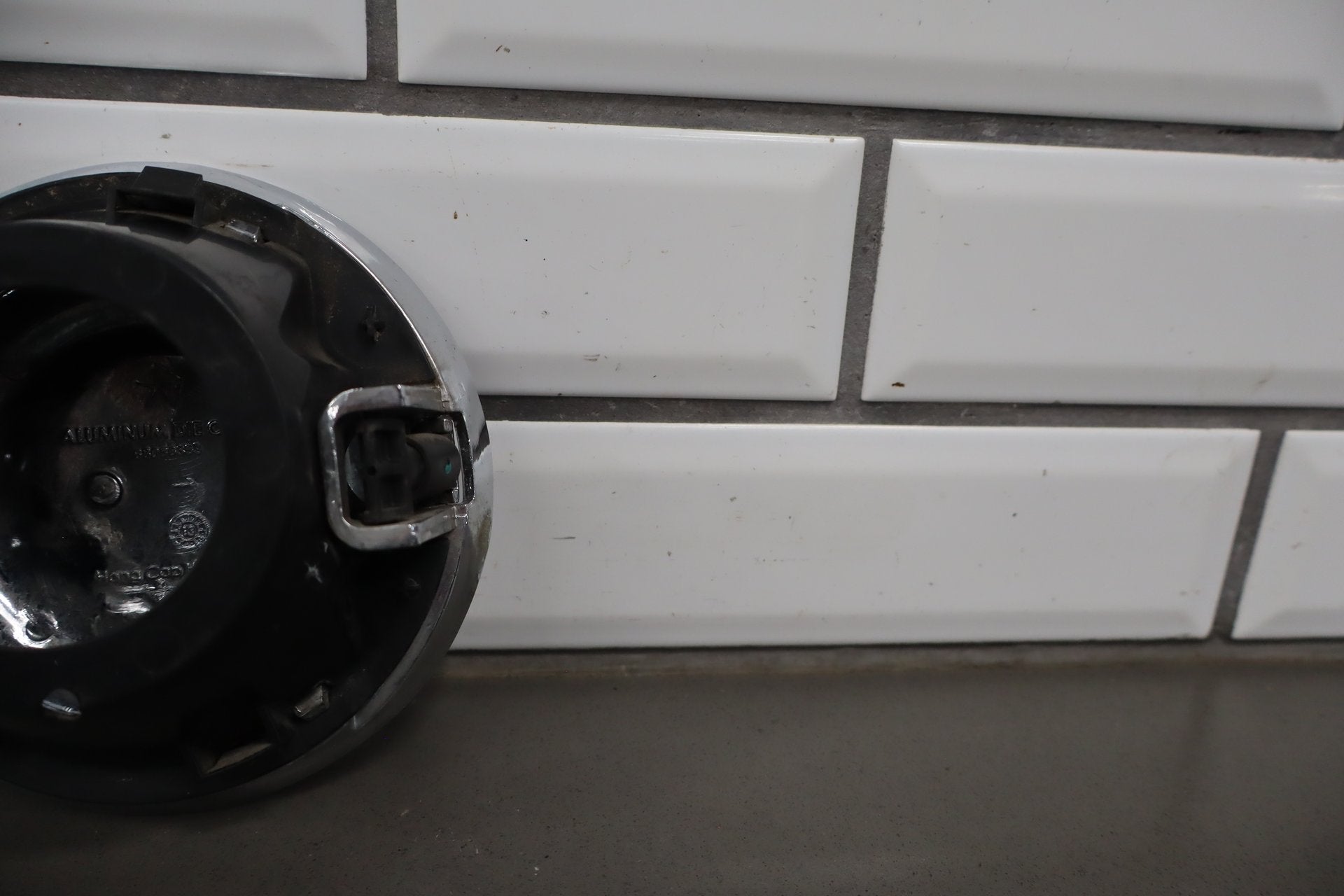 2014 Dodge Challenger Fuel Filler Door Ivory Tricoat Pearl PWD