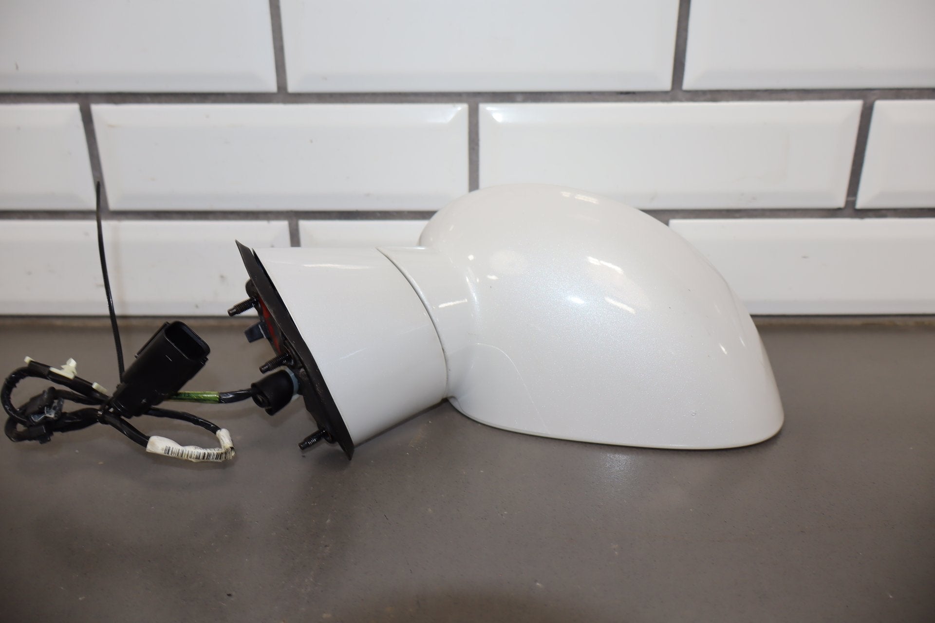 2014 Dodge Challenger Left Door Mirror Ivory Tricoat Pearl PWD