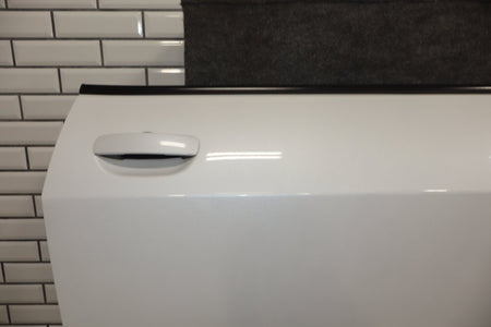 2014 Dodge Challenger Right Front Door Ivory Tricoat Pearl PWD
