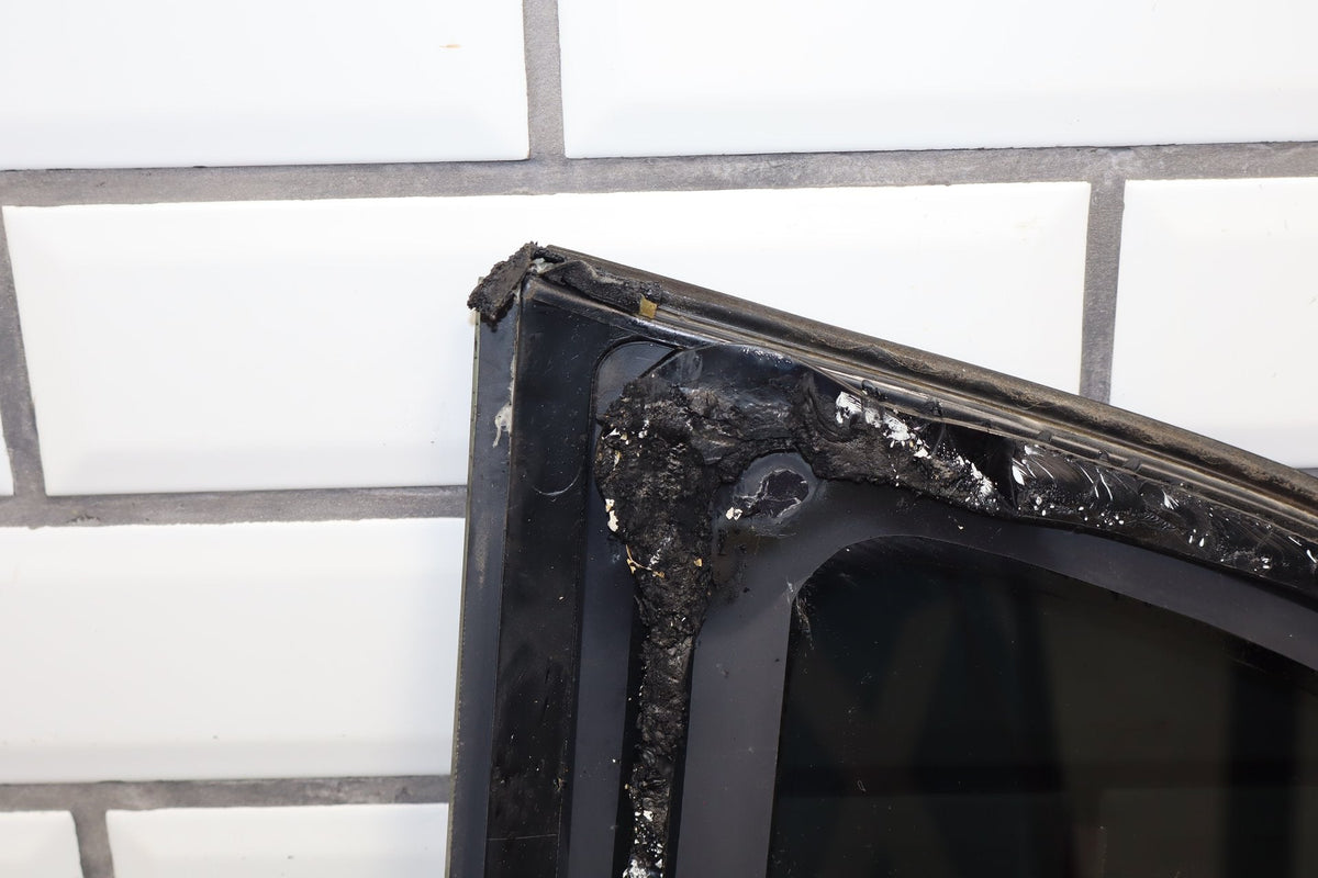 2014 Dodge Challenger Right Quarter Window OEM