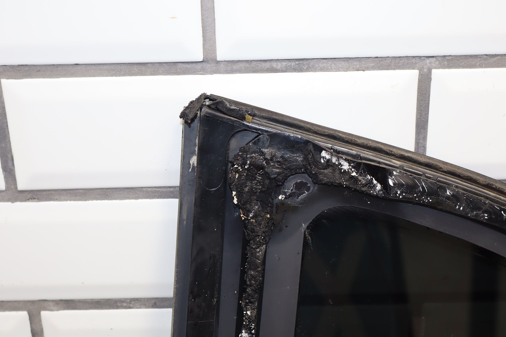 2014 Dodge Challenger Right Quarter Window OEM