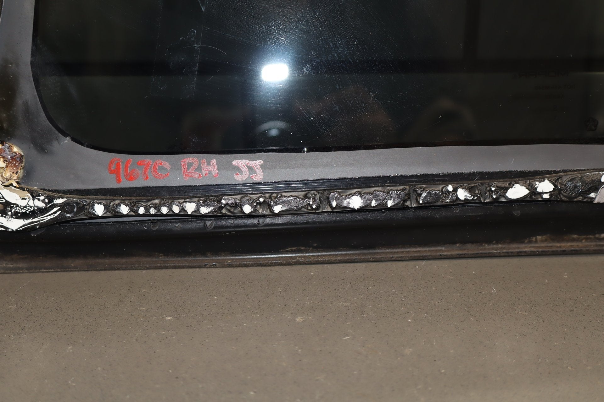 2014 Dodge Challenger Right Quarter Window OEM