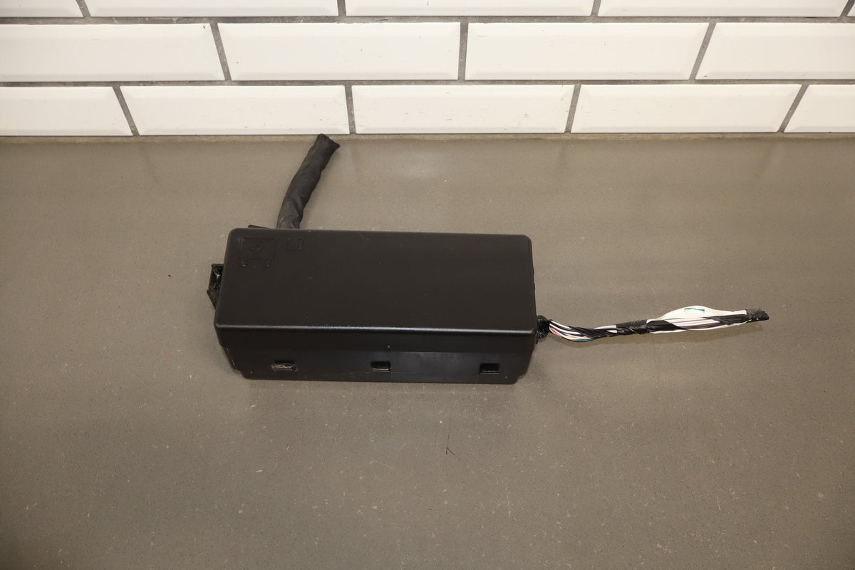 2014 Dodge Challenger R/T 5.7L Cabin Fuse Box