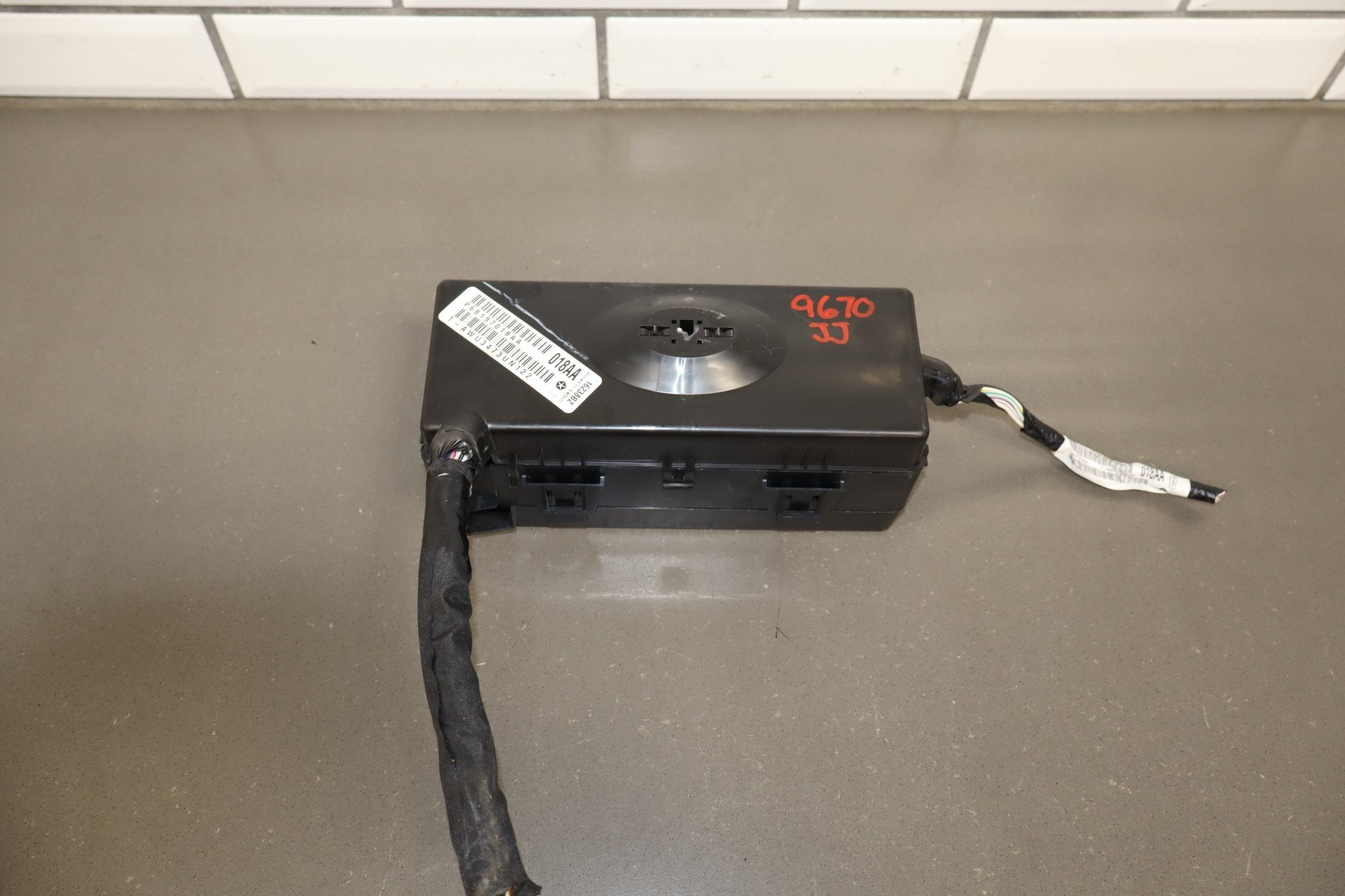 2014 Dodge Challenger R/T 5.7L Cabin Fuse Box