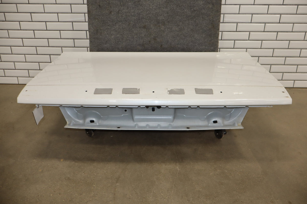 2014 Dodge Challenger R/T Decklid/Tailgate Ivory Tricoat Pearl PWD