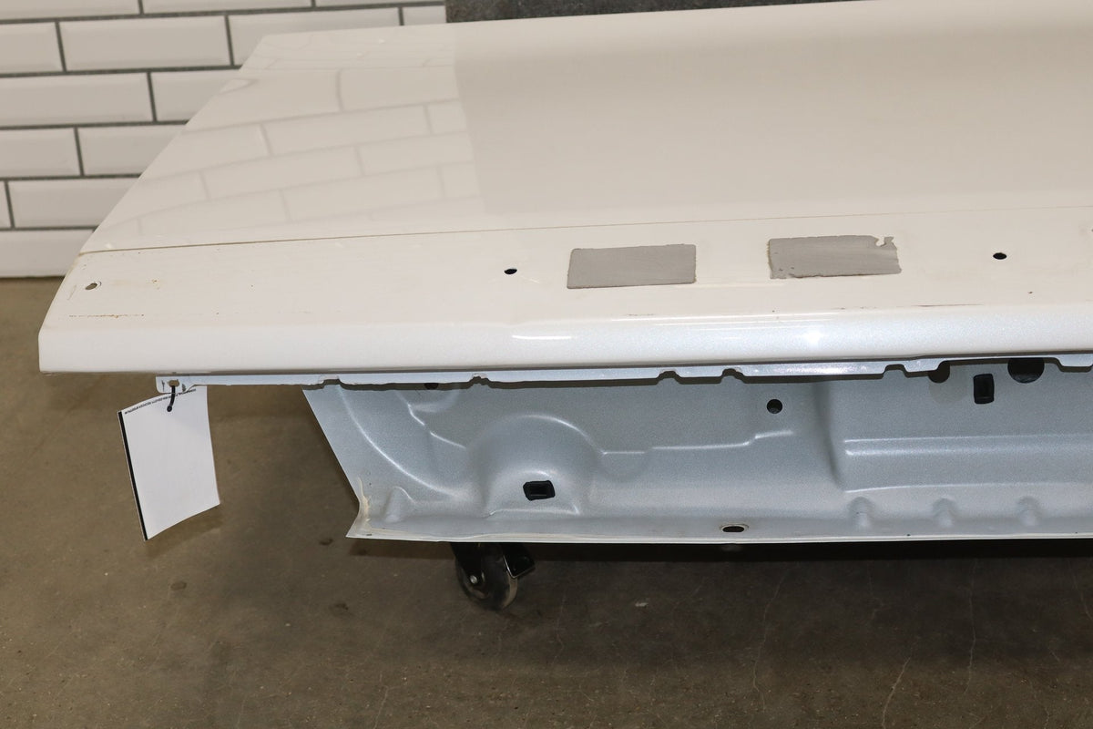 2014 Dodge Challenger R/T Decklid/Tailgate Ivory Tricoat Pearl PWD