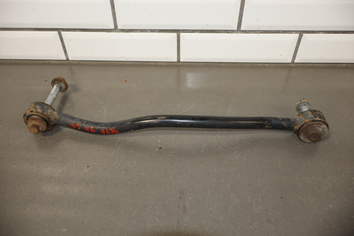 2014 Dodge Challenger R/T Left Rear Suspension Spindle