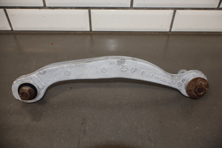 2014 Dodge Challenger R/T Left Rear Suspension Spindle