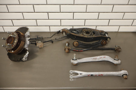 2014 Dodge Challenger R/T Left Rear Suspension Spindle