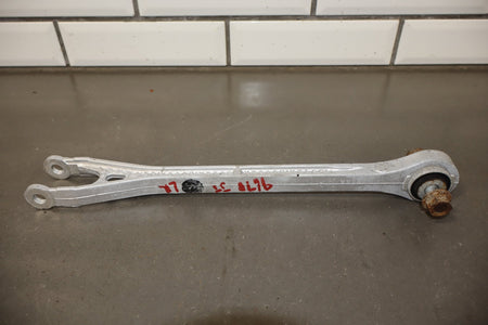 2014 Dodge Challenger R/T Left Rear Suspension Spindle