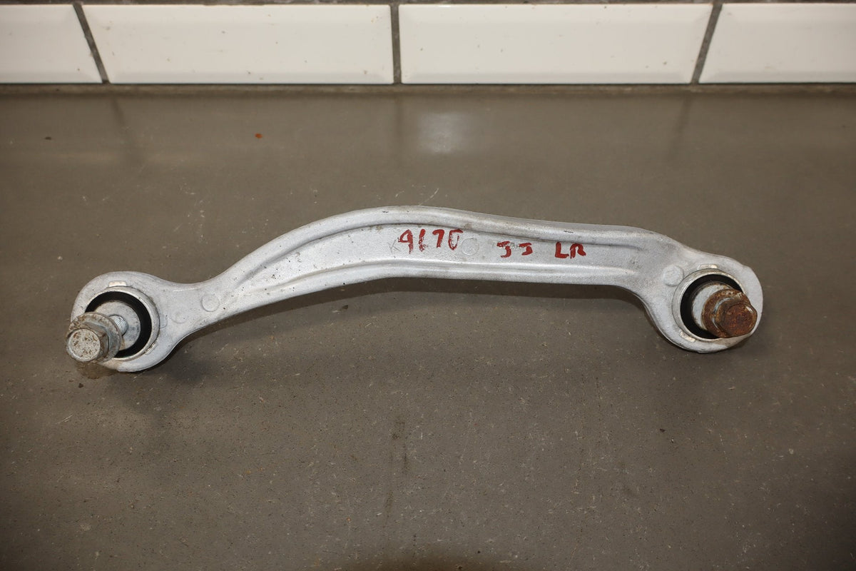 2014 Dodge Challenger R/T Left Rear Suspension Spindle