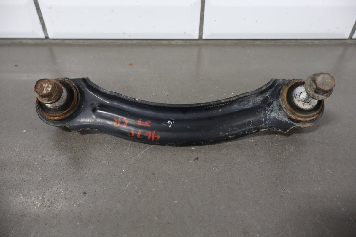 2014 Dodge Challenger R/T Left Rear Suspension Spindle