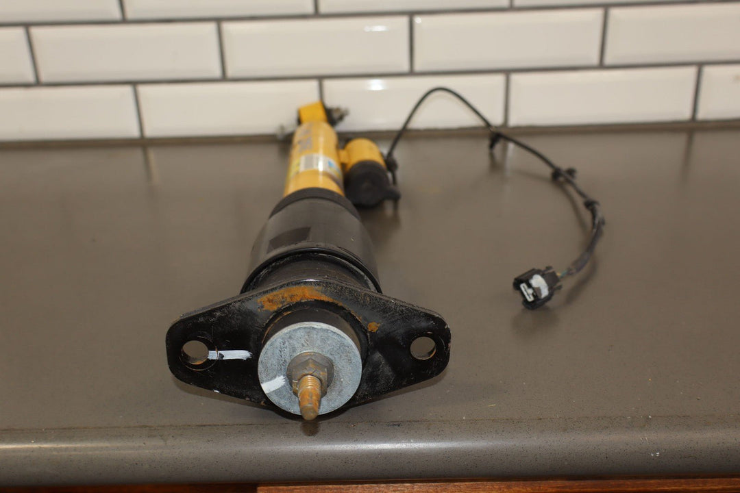 2014 Dodge Challenger SRT - 8 Bilstein Adaptive Right Rear Shock 05181576AD