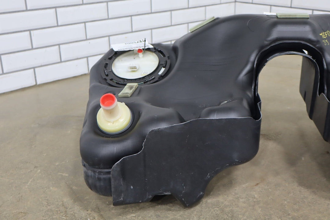 2014 Ford Mustang GT 5.0 Coyote Fuel Tank with Pump Tested