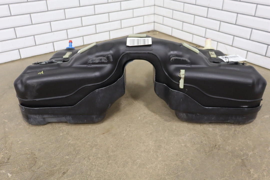 2014 Ford Mustang GT 5.0 Coyote Fuel Tank with Pump Tested