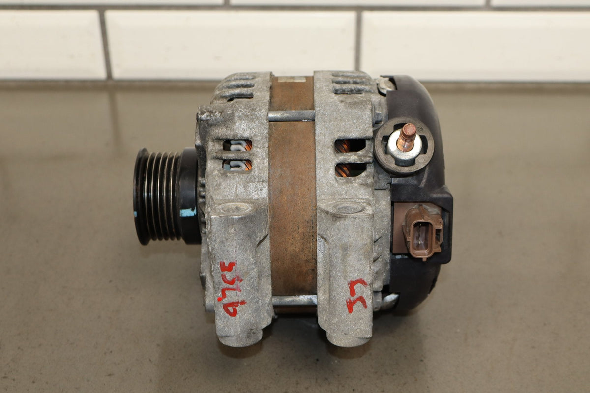 2014 Jeep Grand Cherokee Alternator OEM