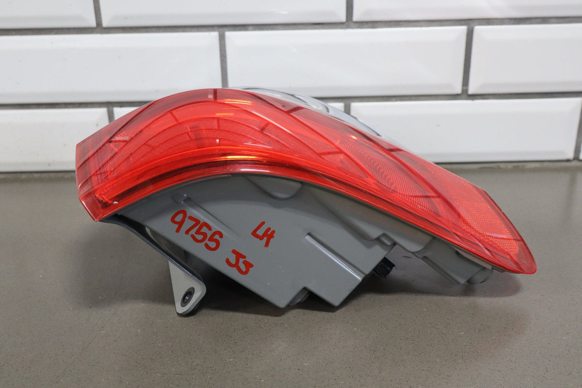 2014 Jeep Grand Cherokee Left Tail Light OEM