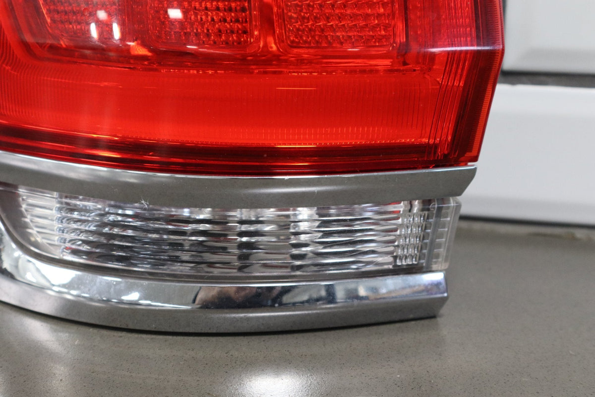 2014 Jeep Grand Cherokee Left Tail Light OEM