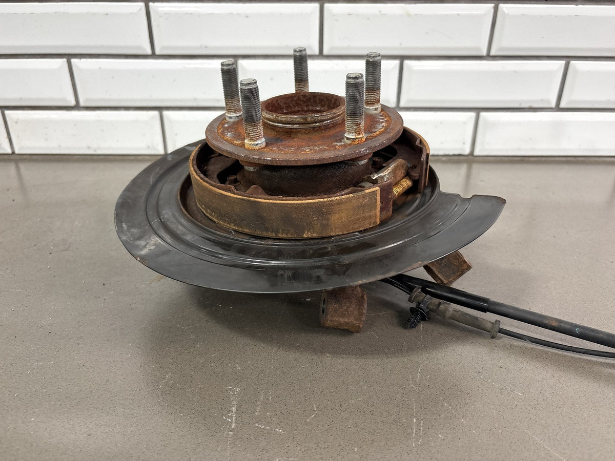 2014 Jeep Grand Cherokee Limited Left Rear Suspension Spindle