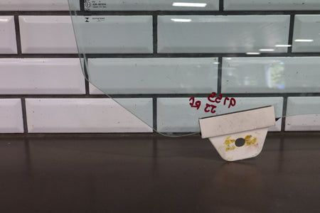 2014 Jeep Grand Cherokee Limited Right Front Door Window