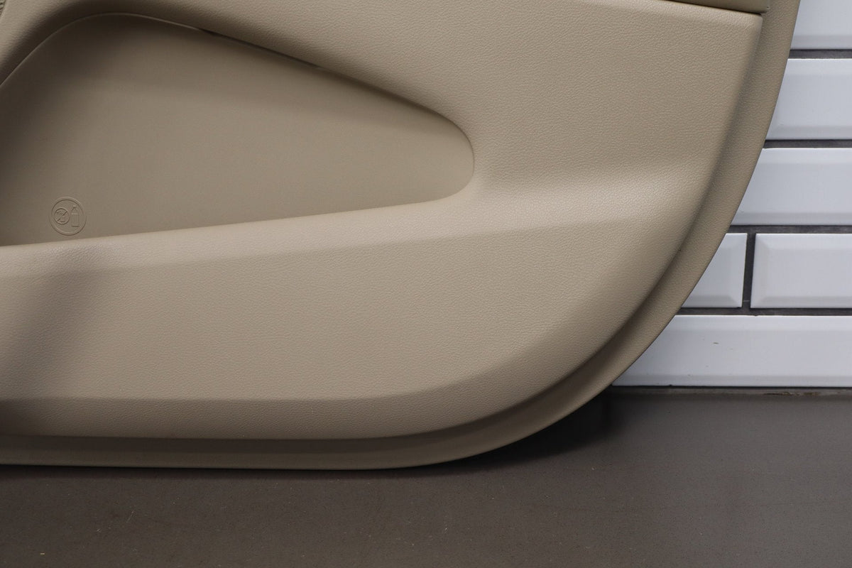 2014 Jeep Grand Cherokee Limited Right Front Interior Trim Panel