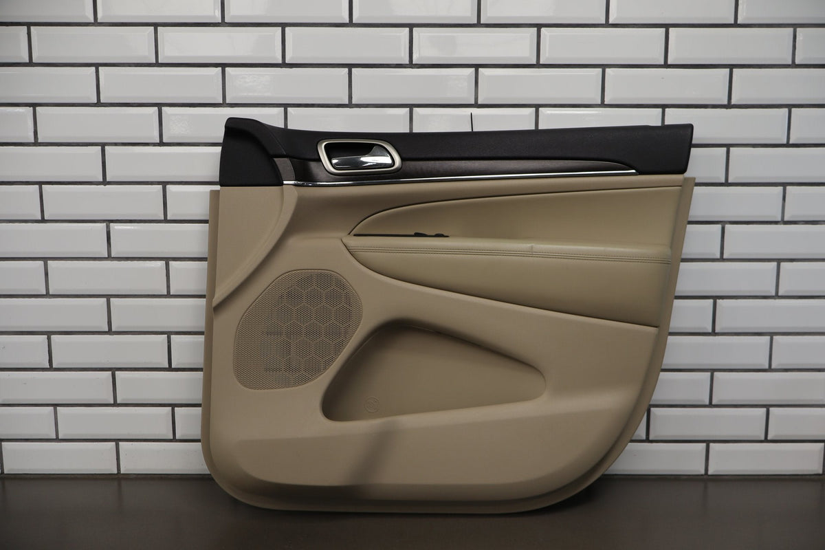 2014 Jeep Grand Cherokee Limited Right Front Interior Trim Panel