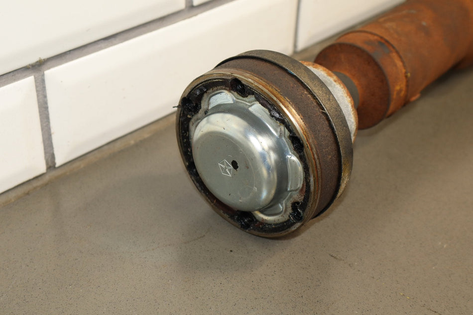 2014 Jeep Grand Cherokee Limited WK2 3.0LL Diesel Rear Drive Shaft