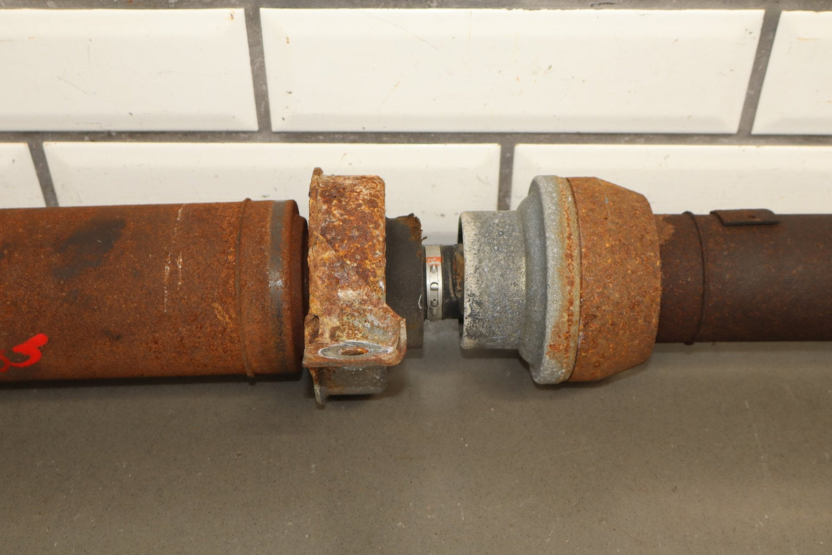 2014 Jeep Grand Cherokee Limited WK2 3.0LL Diesel Rear Drive Shaft