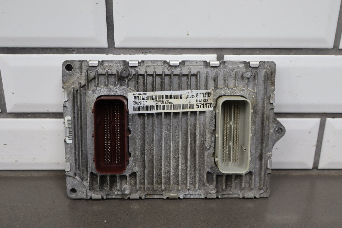2014 Jeep Grand Cherokee SRT 6.4 ECU BCM RF Hub Key Set